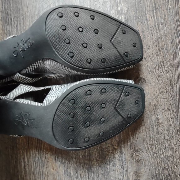 LifeStride Caitlin slingback heels Size 8 - Picture 7 of 11